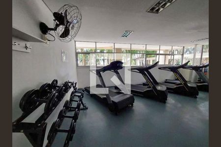 Apartamento à venda com 143m², 4 quartos e 1 vaga Apartamento à venda com 143m², 4 quartos e 1 vagaAcademia