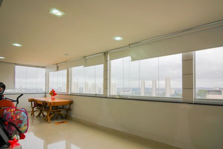 Apartamento à venda com 143m², 4 quartos e 1 vaga Apartamento à venda com 143m², 4 quartos e 1 vagaCozinha Gourmet