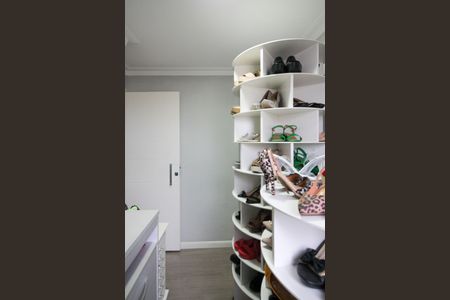 Apartamento à venda com 143m², 4 quartos e 1 vaga Apartamento à venda com 143m², 4 quartos e 1 vagaQuarto 2