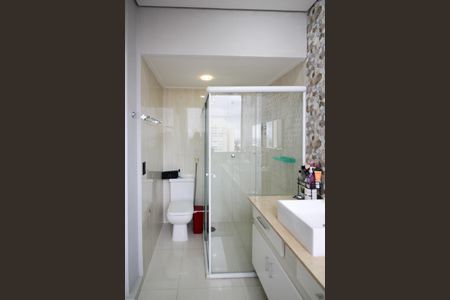 Apartamento à venda com 143m², 4 quartos e 1 vaga Apartamento à venda com 143m², 4 quartos e 1 vagaBanheiro Suíte 1