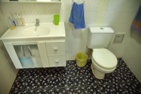 Casa à venda com 150m², 3 quartos e 2 vagasBanheiro da Suíte