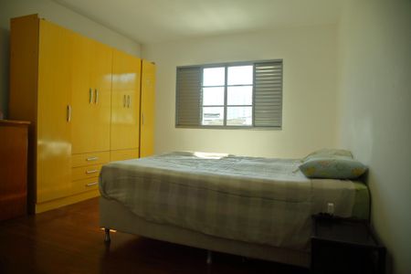 Casa à venda com 150m², 3 quartos e 2 vagasSuíte