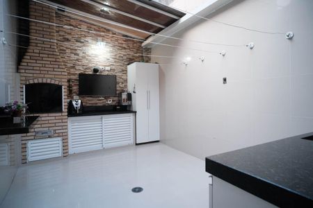 Casa à venda com 100m², 3 quartos e 2 vagasÁrea de Serviço