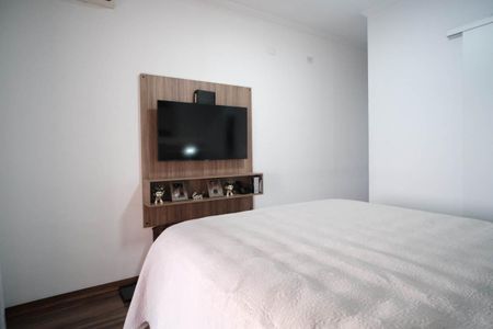 Casa à venda com 100m², 3 quartos e 2 vagasSuíte