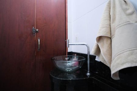 Casa à venda com 100m², 3 quartos e 2 vagasLavabo