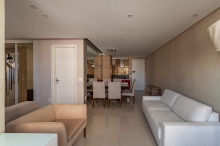 Apartamento à venda com 90m², 2 quartos e 2 vagasSala
