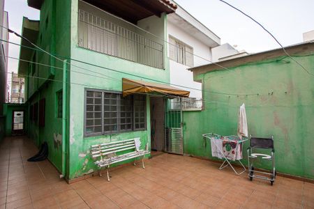 Casa à venda com 175m², 3 quartos e 2 vagas Casa à venda com 175m², 3 quartos e 2 vagasQuintal