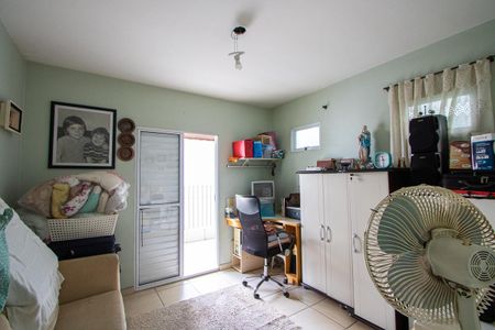 Casa à venda com 175m², 3 quartos e 2 vagas Casa à venda com 175m², 3 quartos e 2 vagasQuarto 2