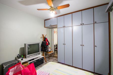 Casa à venda com 175m², 3 quartos e 2 vagas Casa à venda com 175m², 3 quartos e 2 vagasQuarto 3