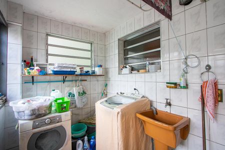 Casa à venda com 175m², 3 quartos e 2 vagas Casa à venda com 175m², 3 quartos e 2 vagasÁrea de serviço