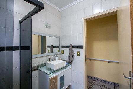 Casa à venda com 175m², 3 quartos e 2 vagas Casa à venda com 175m², 3 quartos e 2 vagasBanheiro