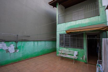 Casa à venda com 175m², 3 quartos e 2 vagas Casa à venda com 175m², 3 quartos e 2 vagasQuintal