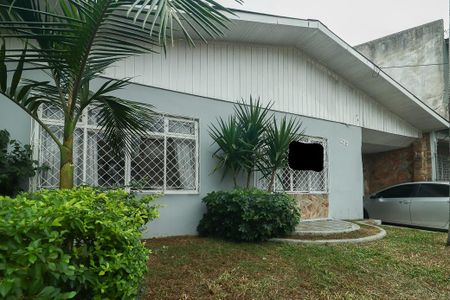 Casa à venda com 217m², 4 quartos e 3 vagasFachada