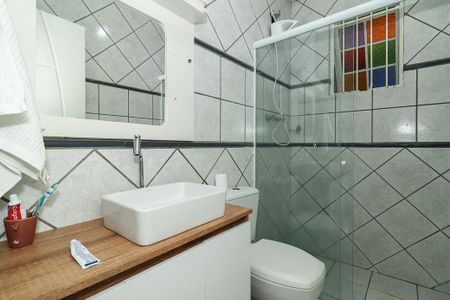 Casa à venda com 217m², 4 quartos e 3 vagasBanheiro