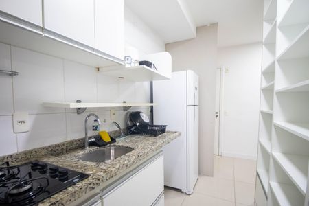 Apartamento à venda com 38m², 1 quarto e 1 vagaCozinha