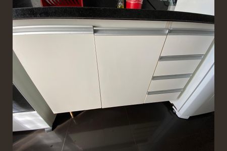 Apartamento à venda com 65m², 2 quartos e 1 vaga Apartamento à venda com 65m², 2 quartos e 1 vagaCozinha