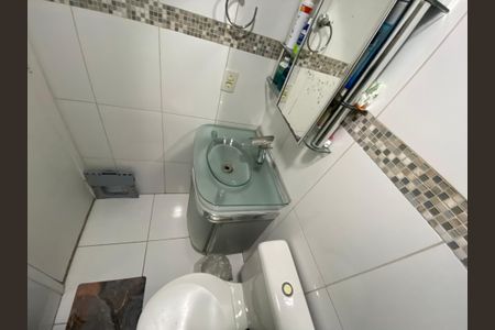 Apartamento à venda com 65m², 2 quartos e 1 vaga Apartamento à venda com 65m², 2 quartos e 1 vagaBanheiro Suíte