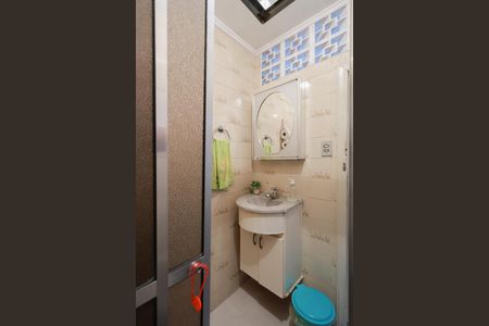 Casa à venda com 185m², 4 quartos e 1 vaga Casa à venda com 185m², 4 quartos e 1 vagaBanheiro 2