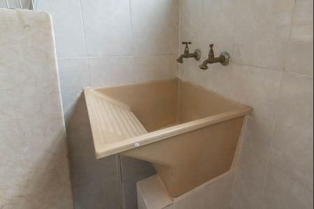 Casa à venda com 280m², 6 quartos e 2 vagasCasa 2 - Lavanderia