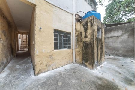 Casa à venda com 280m², 6 quartos e 2 vagasCasa 2 - Quintal Fundos