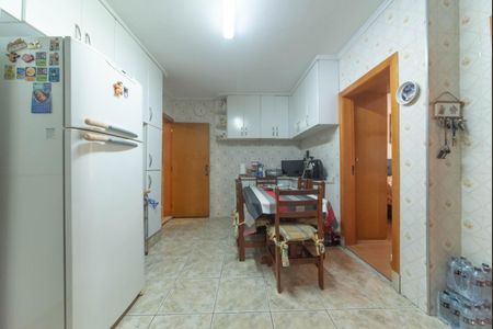 Casa à venda com 280m², 6 quartos e 2 vagasCozinha