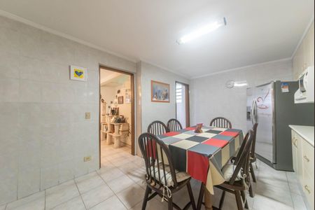 Casa à venda com 280m², 6 quartos e 2 vagasCasa 2 - Cozinha
