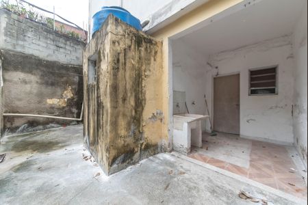 Casa à venda com 280m², 6 quartos e 2 vagasCasa 2 - Quintal Fundos