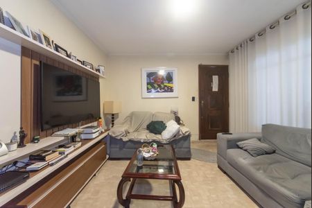 Casa à venda com 280m², 6 quartos e 2 vagasSala