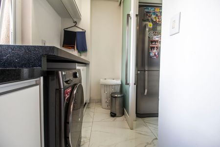 Apartamento à venda com 107m², 3 quartos e 2 vagas Apartamento à venda com 107m², 3 quartos e 2 vagasÁrea de Serviço
