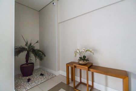 Apartamento à venda com 107m², 3 quartos e 2 vagas Apartamento à venda com 107m², 3 quartos e 2 vagasHall social