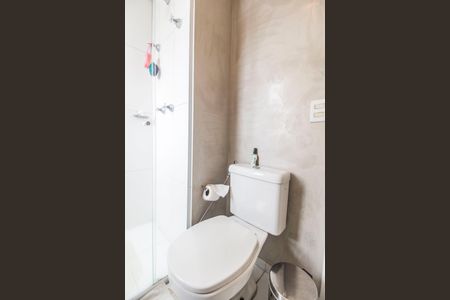 Apartamento à venda com 107m², 3 quartos e 2 vagas Apartamento à venda com 107m², 3 quartos e 2 vagasBanheiro da Suíte