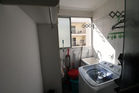 Apartamento à venda com 84m², 3 quartos e 1 vagaÁrea de Serviço