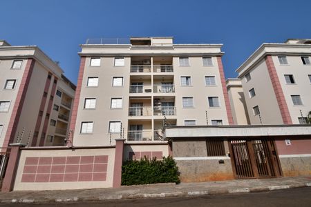 Apartamento à venda com 84m², 3 quartos e 1 vagaFachada e portaria
