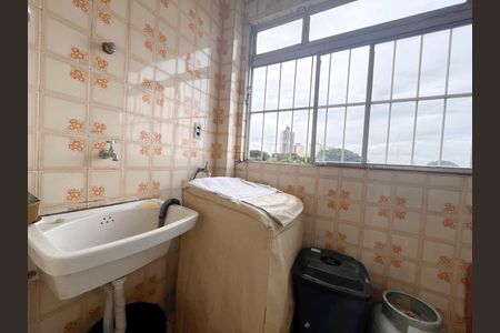 Apartamento à venda com 62m², 2 quartos e 1 vaga Apartamento à venda com 62m², 2 quartos e 1 vagaÁrea de Serviço