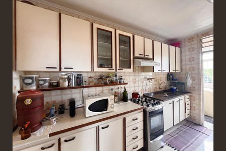Apartamento à venda com 62m², 2 quartos e 1 vaga Apartamento à venda com 62m², 2 quartos e 1 vagaCozinha