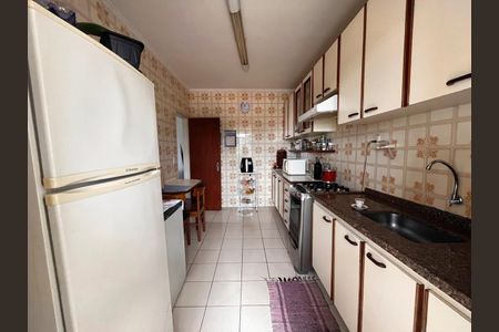 Apartamento à venda com 62m², 2 quartos e 1 vaga Apartamento à venda com 62m², 2 quartos e 1 vagaCozinha