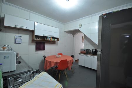 Casa à venda com 74m², 2 quartos e 1 vagaCozinha