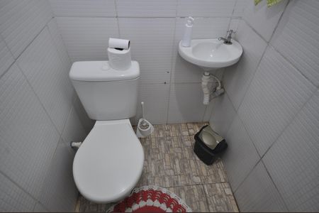 Casa à venda com 74m², 2 quartos e 1 vagaBanheiro de Serviço