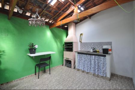 Casa à venda com 74m², 2 quartos e 1 vagaChurrasqueira