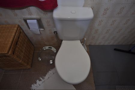 Casa à venda com 74m², 2 quartos e 1 vagaBanheiro Social