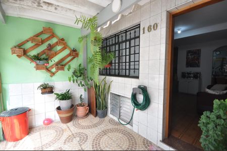 Casa à venda com 74m², 2 quartos e 1 vagaQuintal