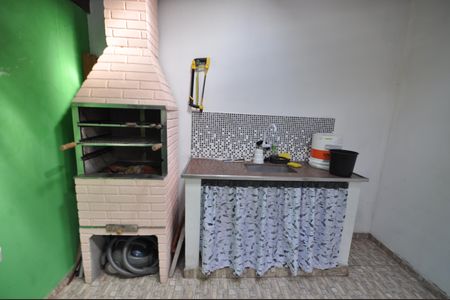 Casa à venda com 74m², 2 quartos e 1 vagaChurrasqueira