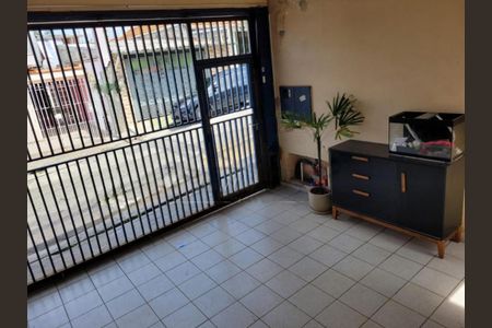 Casa à venda com 167m², 3 quartos e 2 vagas