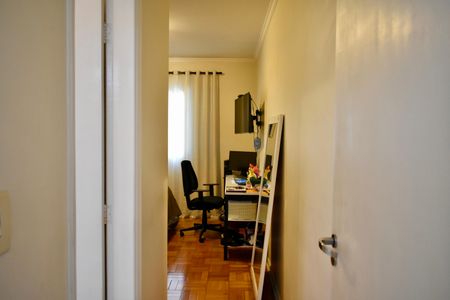 Casa à venda com 170m², 4 quartos e 2 vagas Casa à venda com 170m², 4 quartos e 2 vagasSuíte