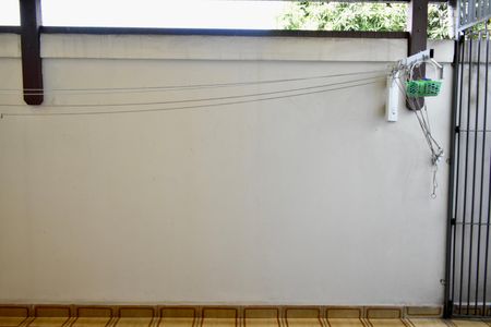 Casa à venda com 170m², 4 quartos e 2 vagas Casa à venda com 170m², 4 quartos e 2 vagasÁrea de Serviço