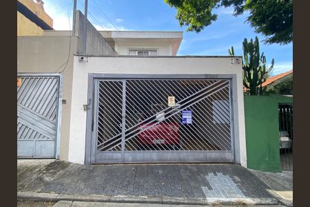 Casa à venda com 170m², 4 quartos e 2 vagas Casa à venda com 170m², 4 quartos e 2 vagasFachada