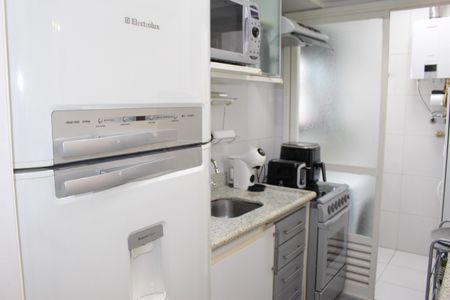 Apartamento à venda com 70m², 2 quartos e 2 vagasCozinha