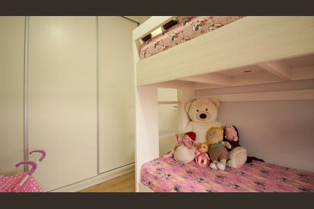 Apartamento à venda com 83m², 3 quartos e 2 vagas Apartamento à venda com 83m², 3 quartos e 2 vagasQuarto 2