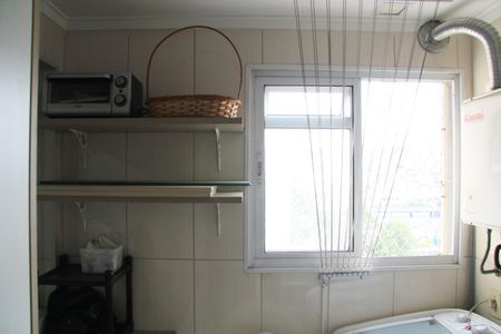 Apartamento à venda com 76m², 3 quartos e 1 vagaÁrea de Serviço