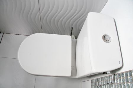 Apartamento à venda com 76m², 3 quartos e 1 vagaBanheiro da Suíte